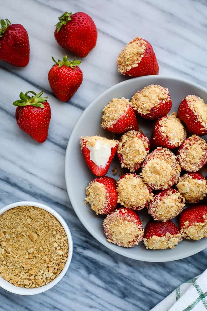 cheesecake stuffed strawberries