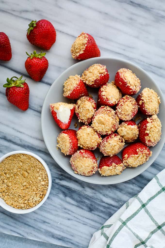 Cheesecake stuffed strawberries