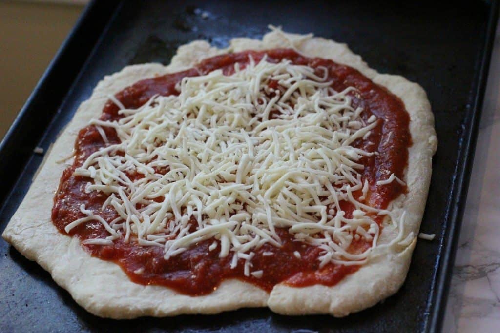 pizza crust with toppings