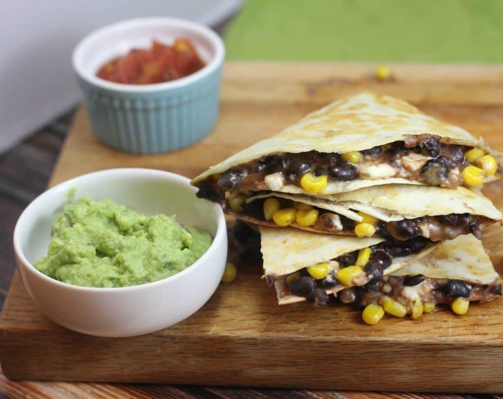 quick and easy quesadilla with black beans and corn