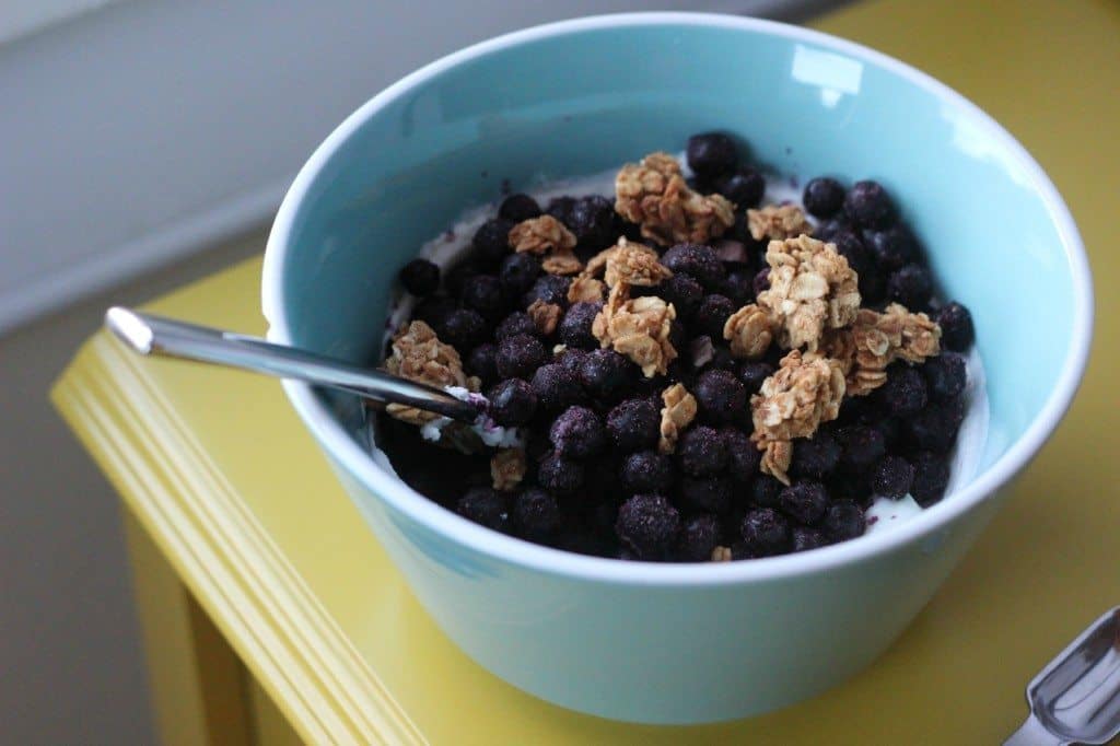 yogurt berries and granola