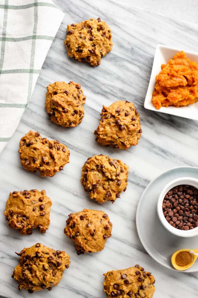 pumpkin chocolate chip cookies