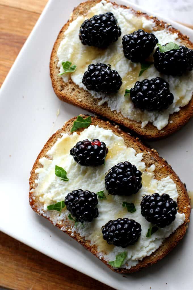 ricotta toast