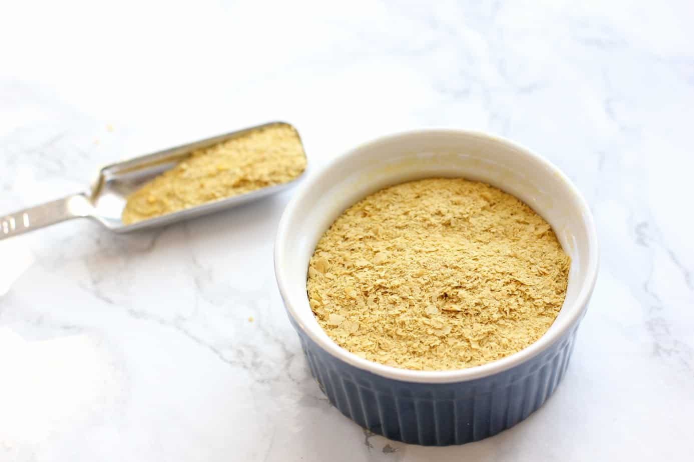 Пищевые дрожжи. Пищевые дрожжи обогащенные. Пищевые дрожжи b1. Nutritional yeast.