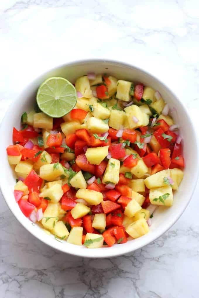 Easy Pineapple Salsa I Heart Vegetables