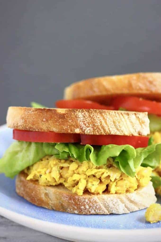 curried chickpea sandwich