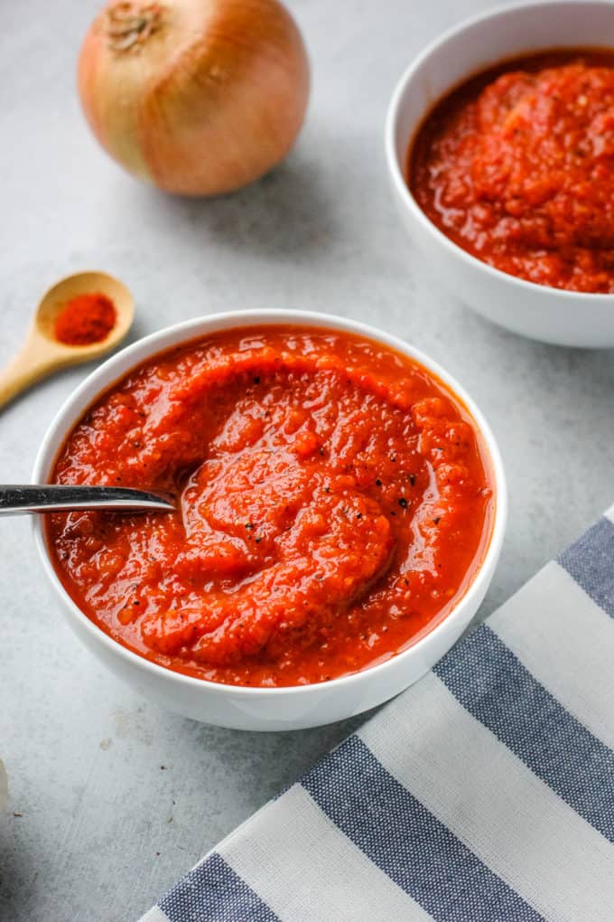 bowl of tomato soup 