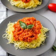 plate of spaghetti squash