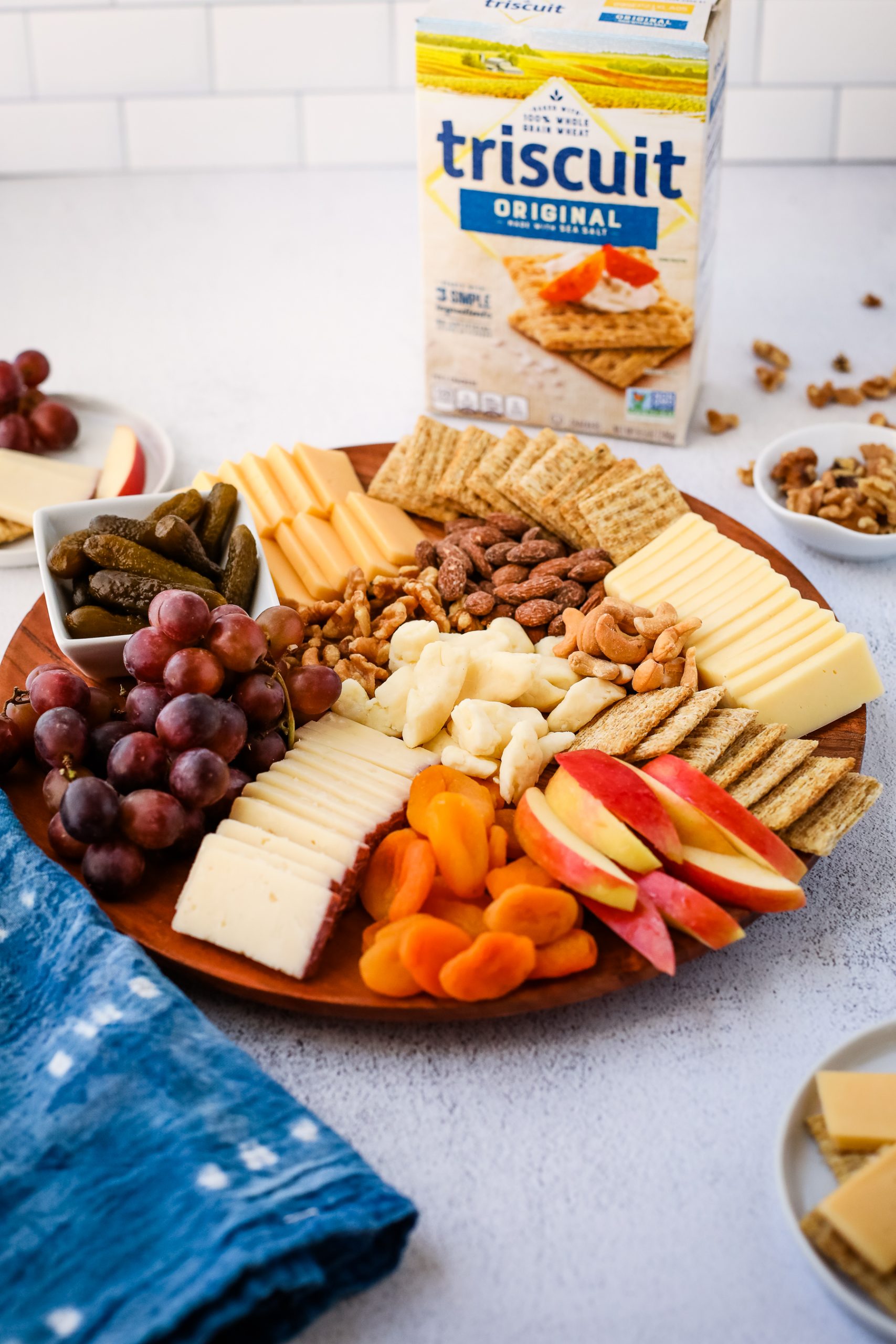 How to Build a Cheese Board I Heart Vegetables