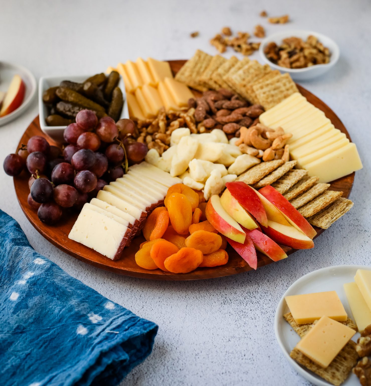 How to Build a Cheese Board I Heart Vegetables