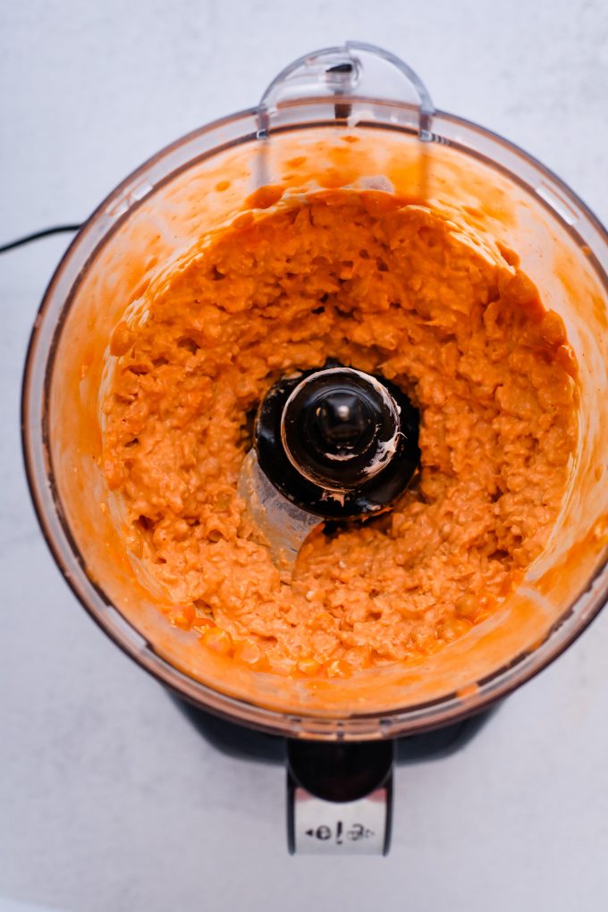 blended chickpea dip