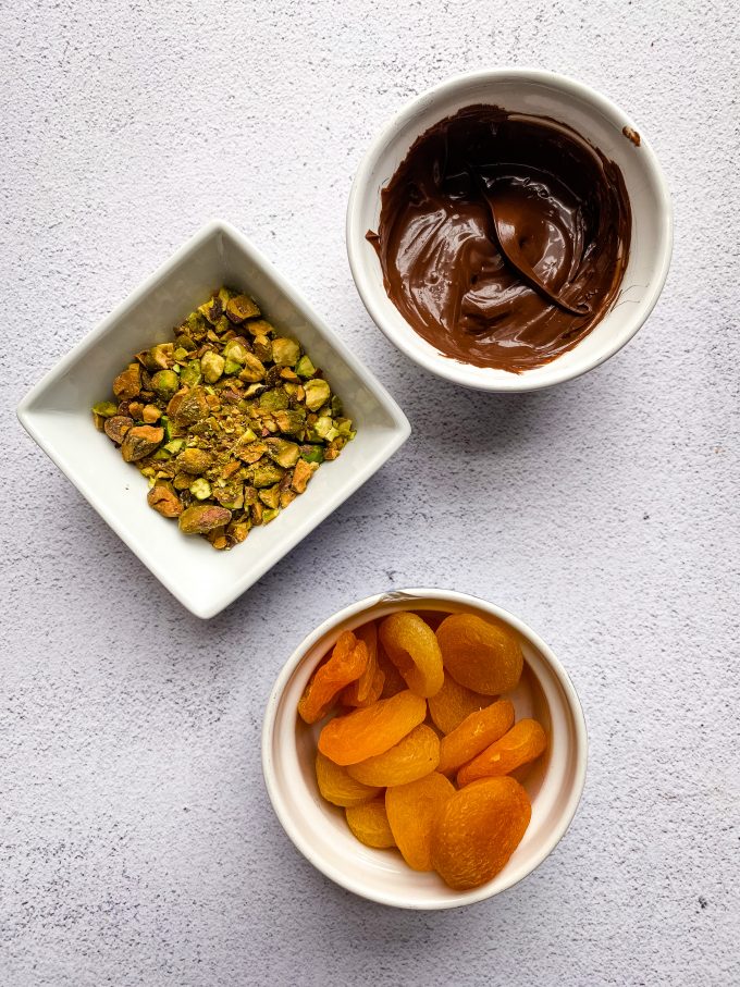 chocolate covered apricot ingredients