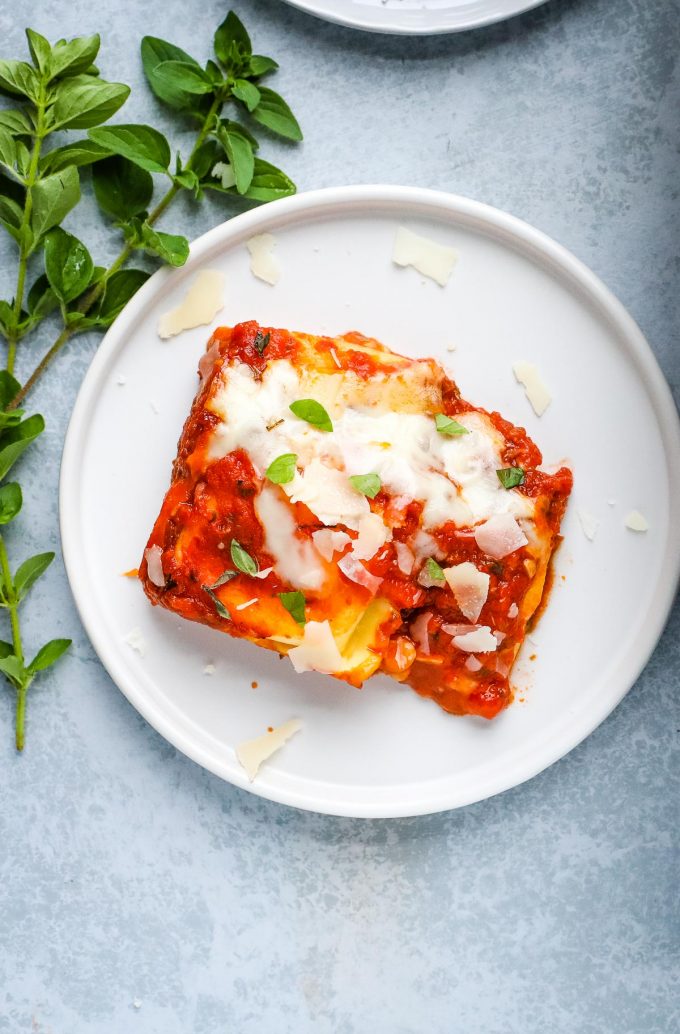 Slow Cooker Ravioli Lasagna - I Heart Vegetables