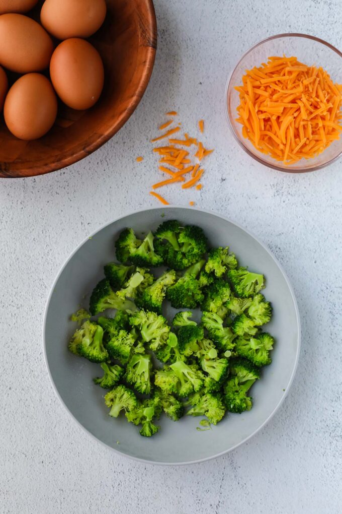 broccoli eggs and cheese