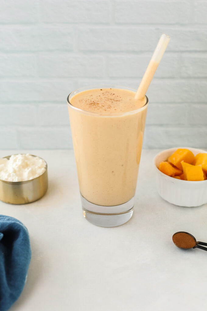 peach mango smoothie