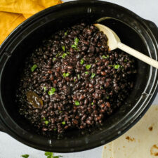 Black Beans {Crockpot or Instant Pot}