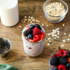 Simple Overnight Oats with Berries - Home Sweet Farm Home