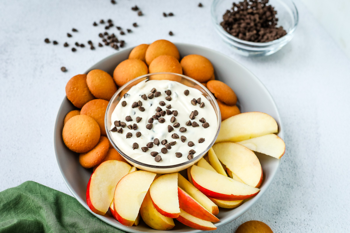 Chocolate Chip Cheesecake Dip I Heart Vegetables