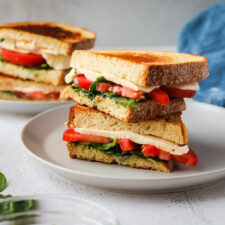 caprese sandwich