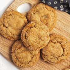Vegan ginger cookies