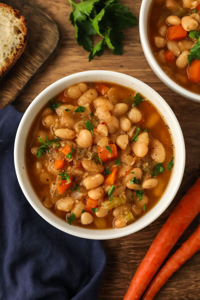 Slow Cooker White Bean Soup I Heart Vegetables