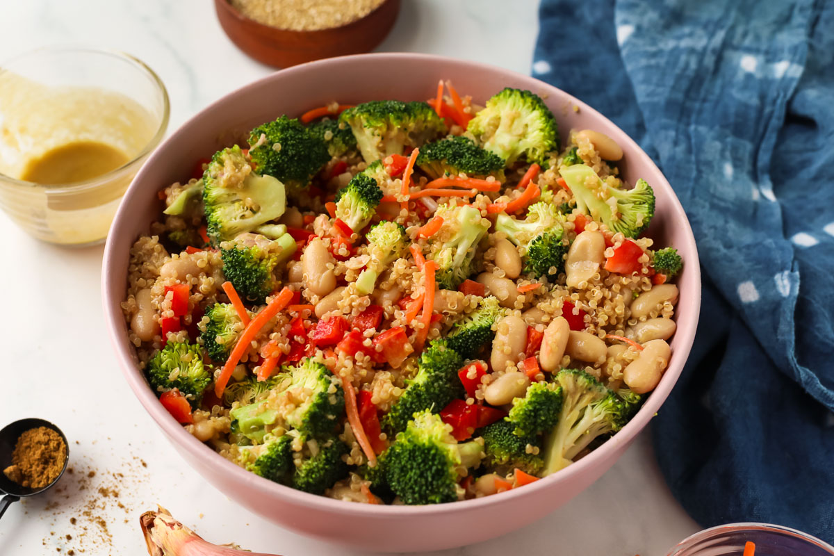 Broccoli Quinoa Salad - I Heart Vegetables