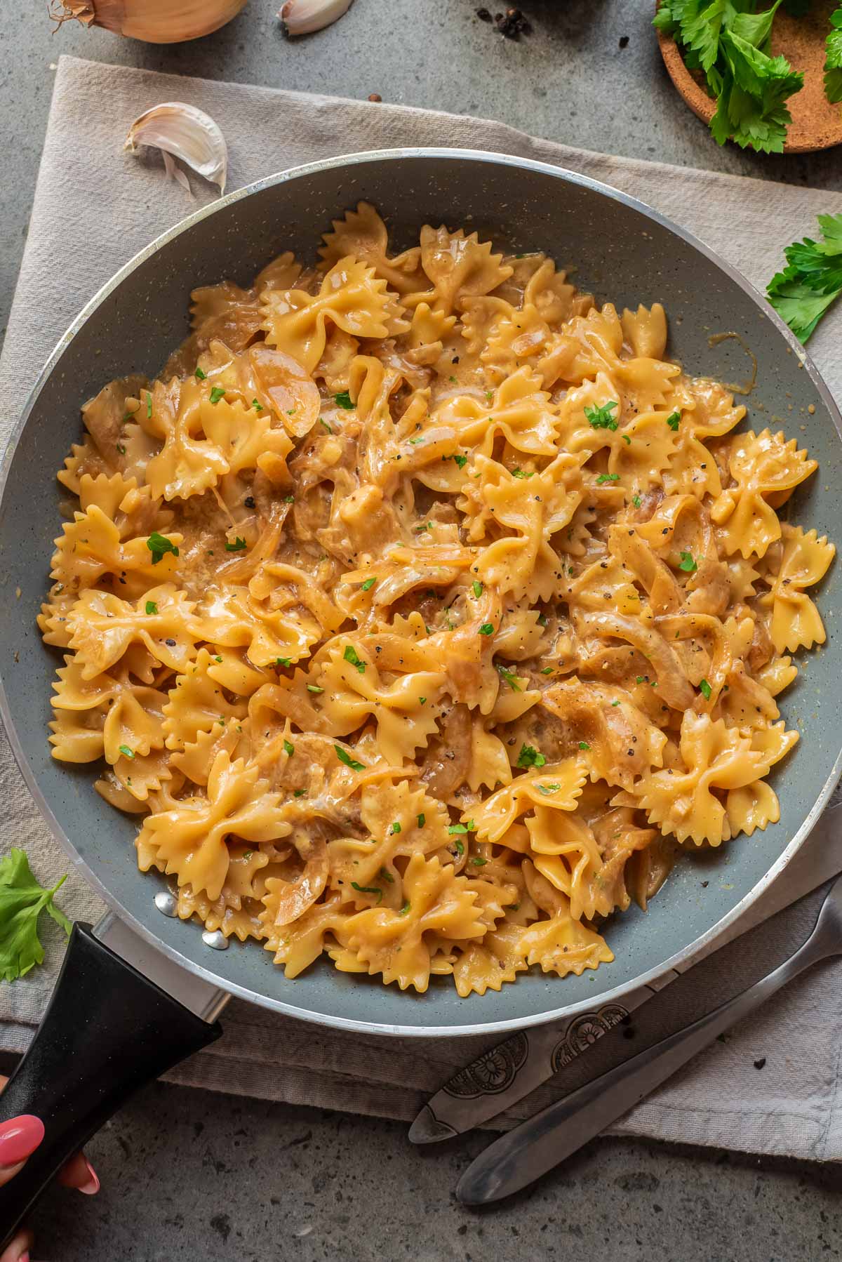 french onion pasta