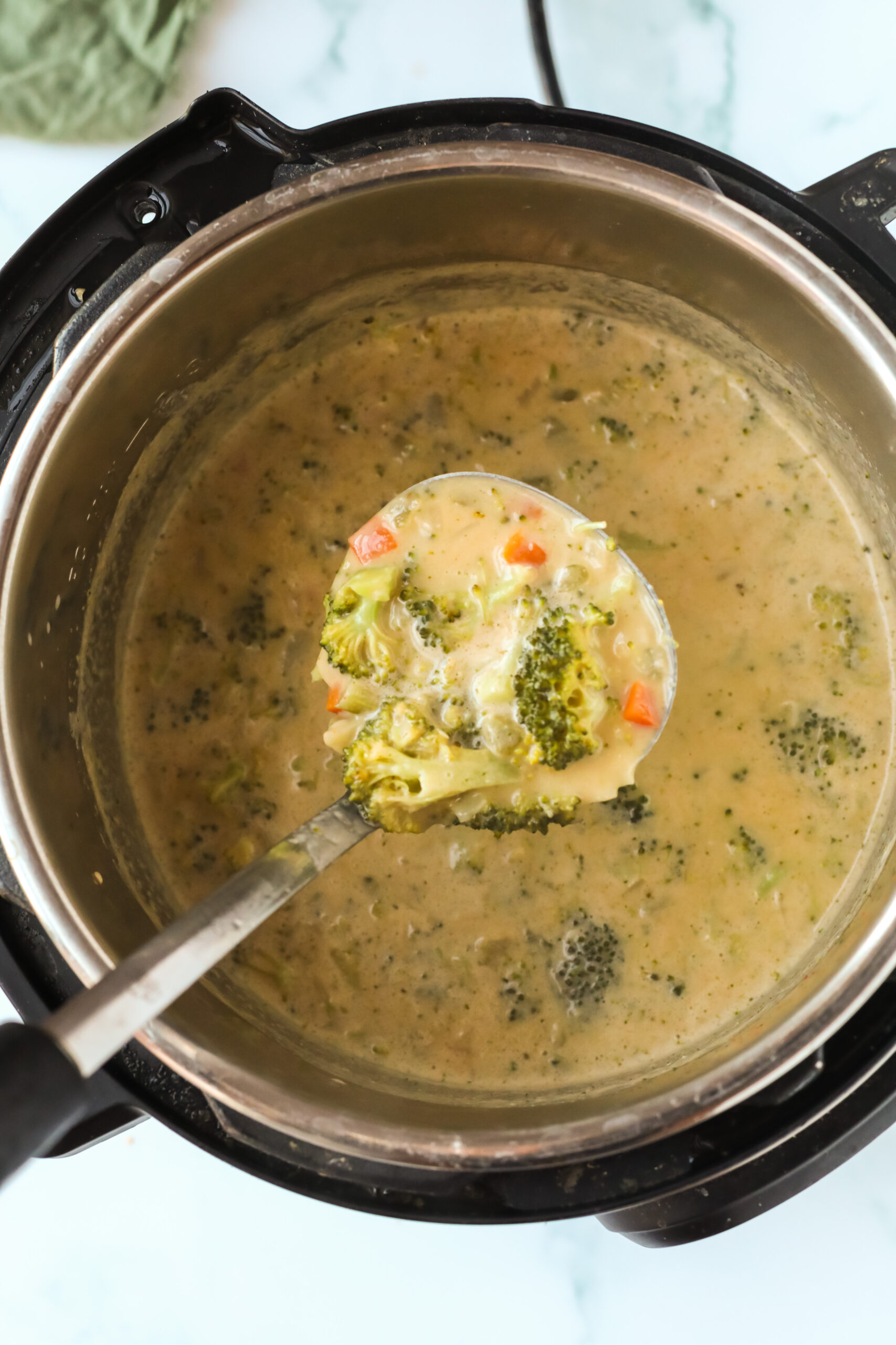 instant pot broccoli cheddar soup